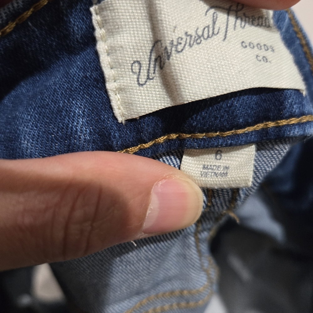 Universal Thread High Rise Midi Denim Shorts - Picture 3 of 3